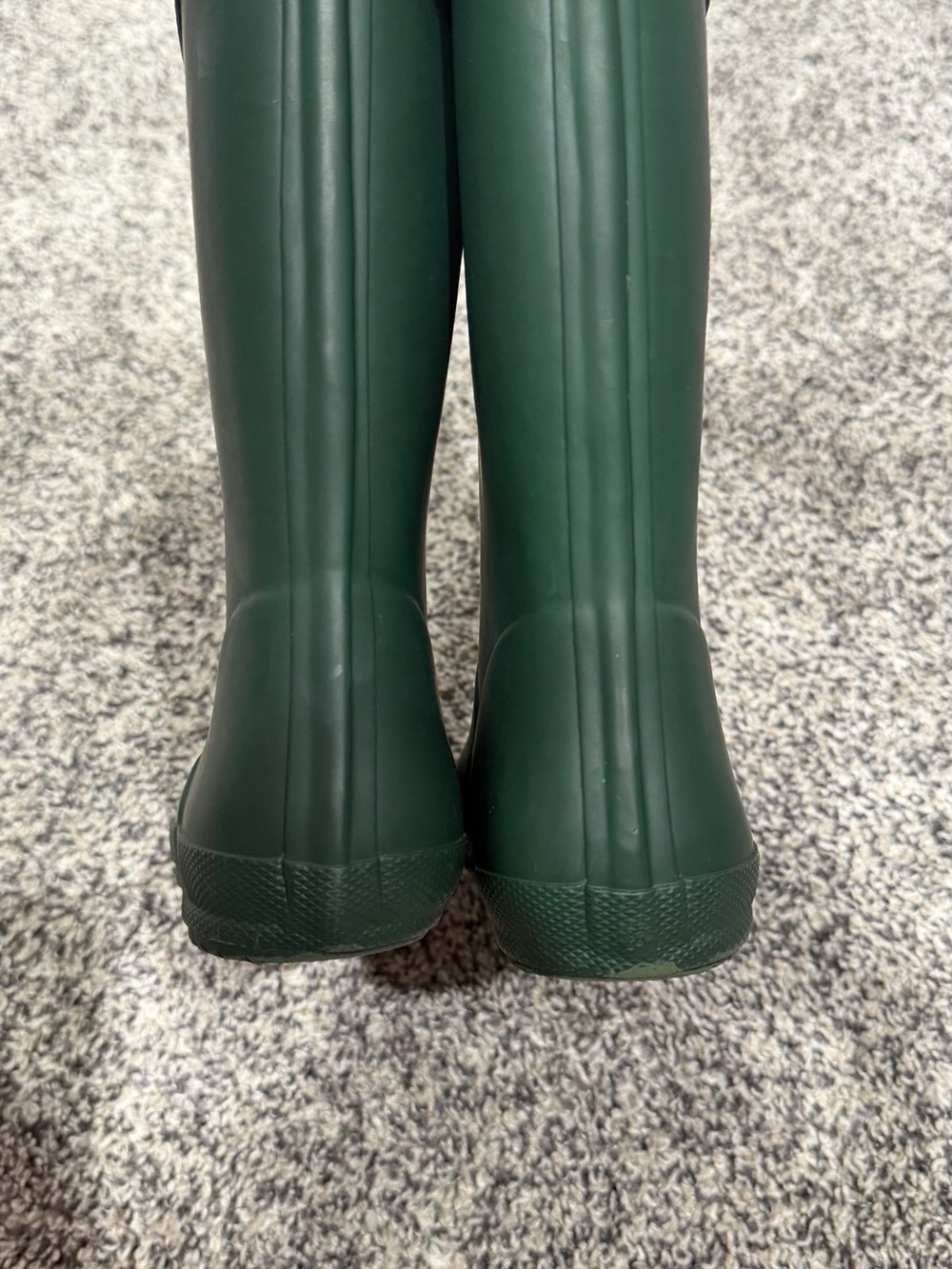 Hunter Kids Green Wellington Boots with Branded Insole - Picture 5 of 6